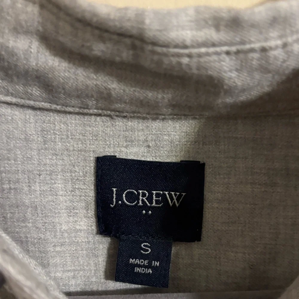 J. Crew Factory Light Gray Men’s Button Up‎ Small